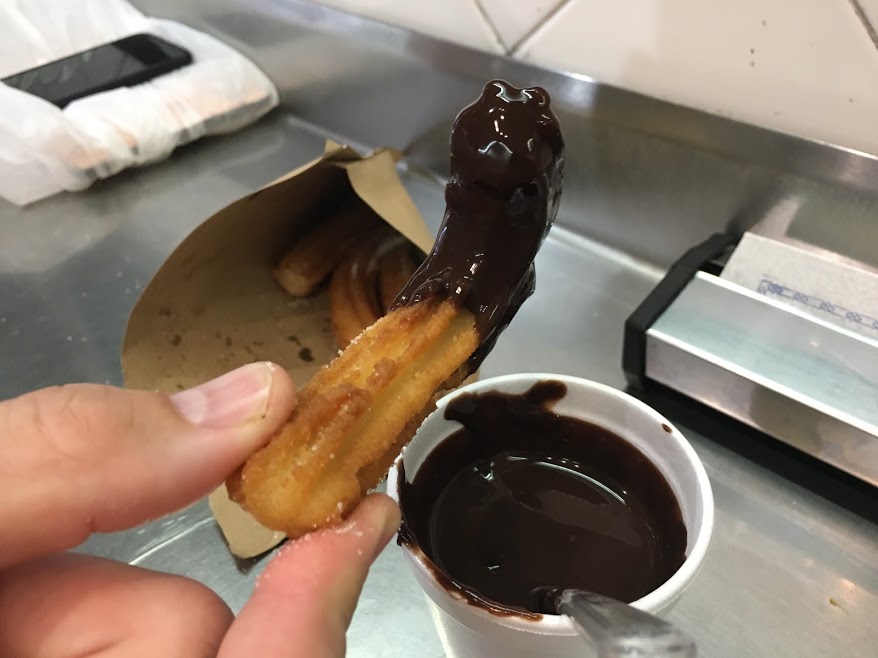 churros con chocolate