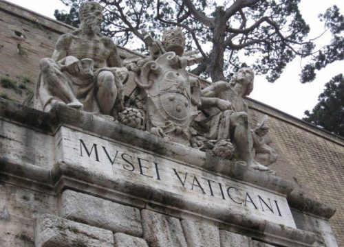 Vatican Museums sign