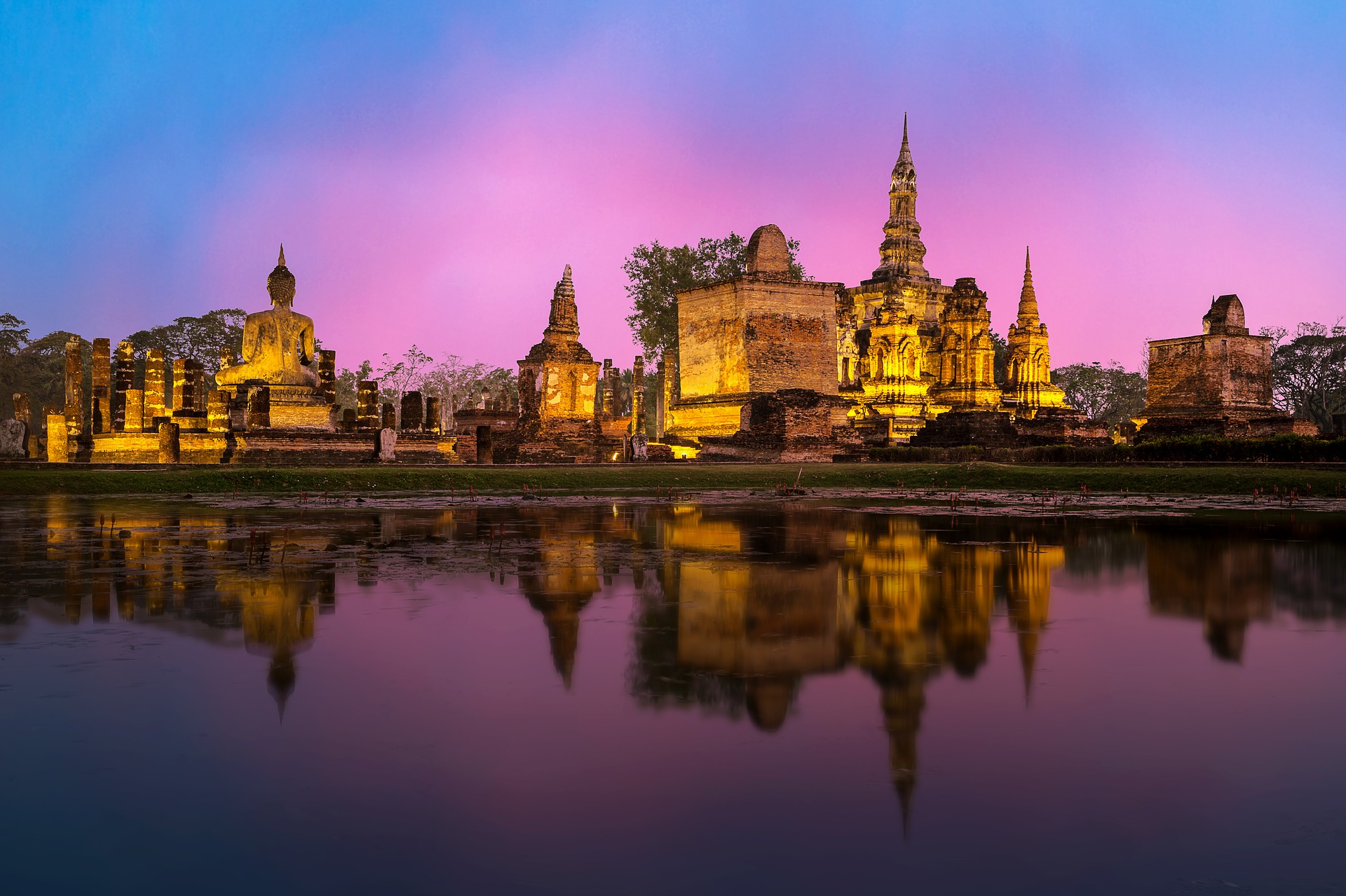 Ayutthaya temple