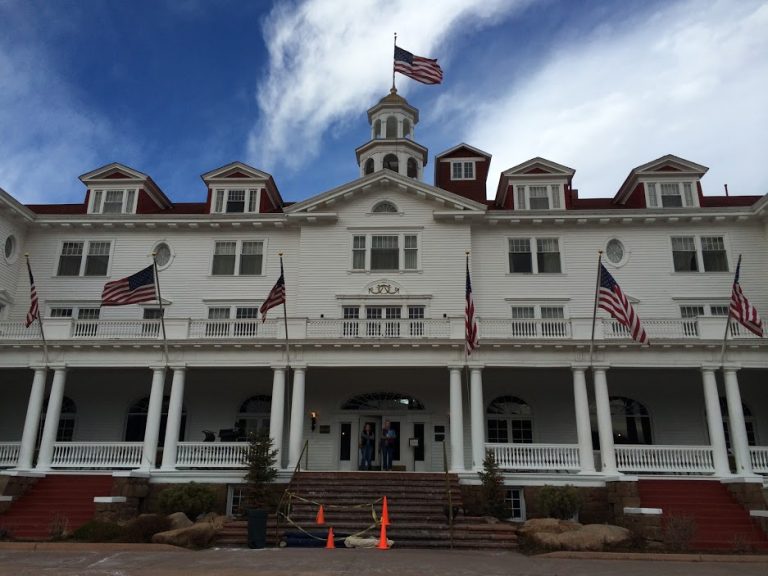 7 Haunted Hotels In Colorado Guaranteed To Give You The Chills - Back ...