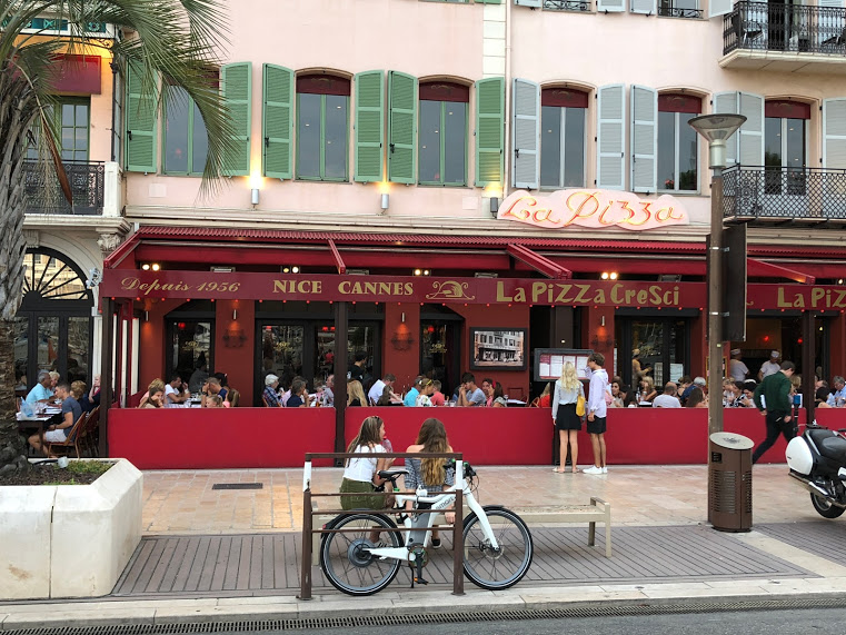 Restaurant in Cannes