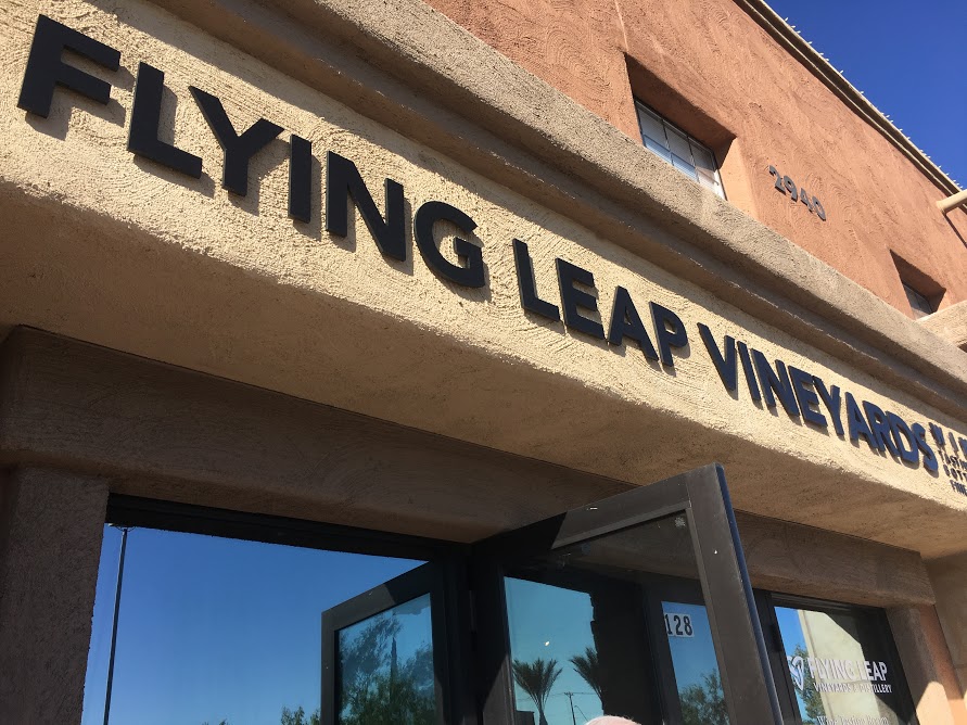 Review of Flying Leap Vineyards Tucson wine tasting room Back to the