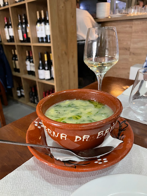 Caldo verde soup